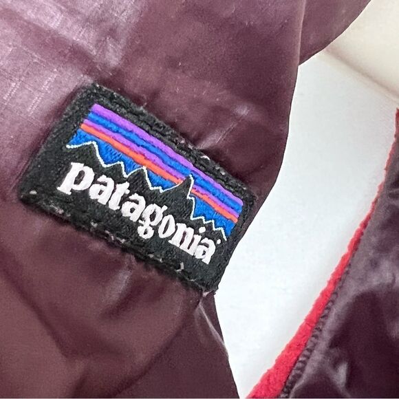 Patagonia Los Lobos burgundy reversible vest - Picture 13 of 16